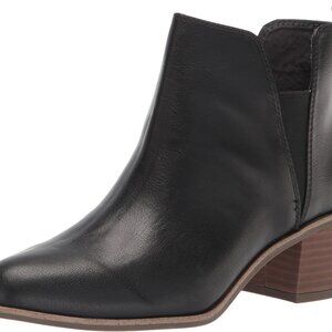 Women's Faux Leather Ankle Bootie 6.5 Slip-On Chelsea Comfort Cushioning
